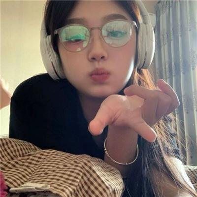 伊莉莎与玛瑟拉